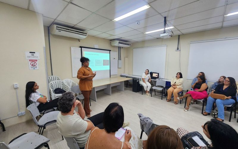 cariacica-adota-projeto-pioneiro-e-forma-servidores-para-fortalecer-educacao-antirracista-nas-escolas