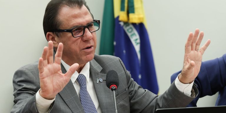 ministerio-do-trabalho-atualiza-normas-de-trabalho-com-eletricidade