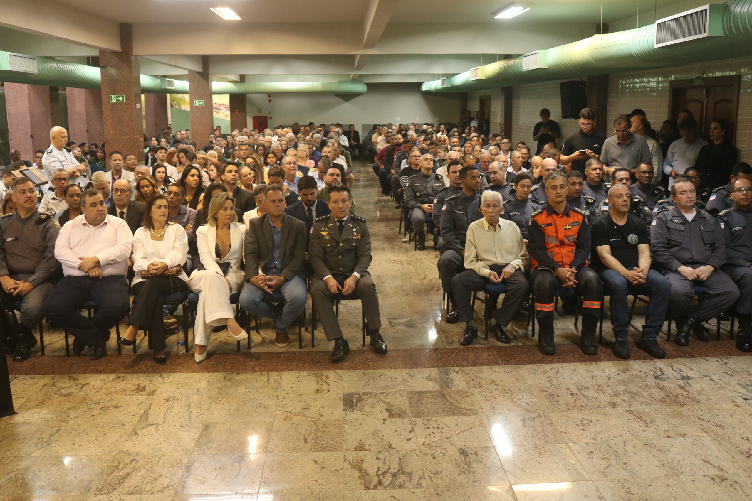 10o-batalhao-realiza-solenidade-de-passagem-de-comando-e-celebra-25-anos-de-historia