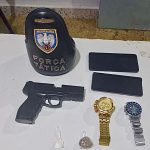 suspeitos-sao-detidos-com-drogas-e-simulacro-de-pistola-no-interior-de-sao-gabriel-da-palha