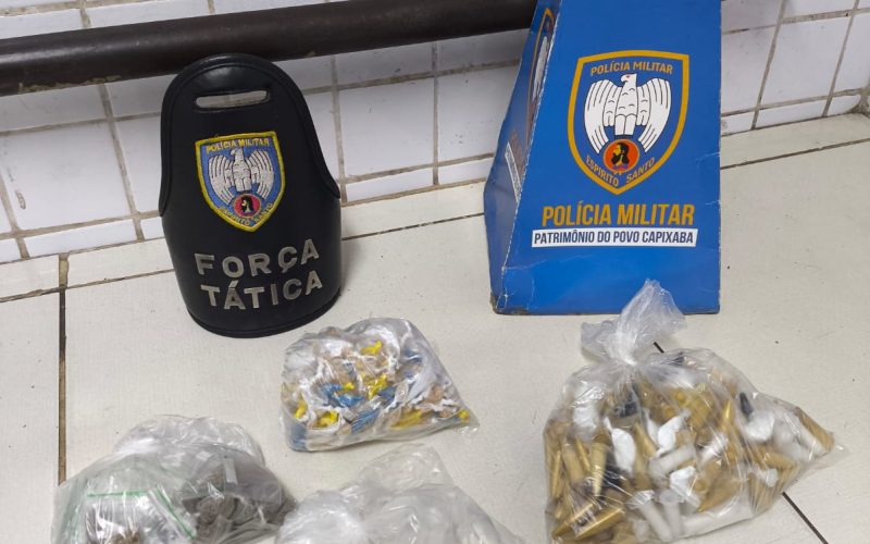 acoes-da-pm-resultam-na-apreensao-de-arma-e-de-fogo,-entorpecentes-e-na-recuperacao-de-veiculo-roubado-no-municipio-de-serra