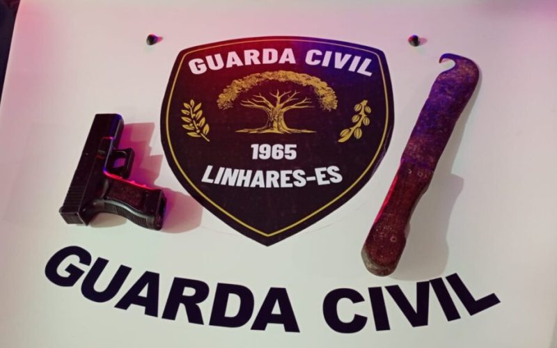 homem-e-preso-pela-guarda-civil-municipal-com-simulacro-de-arma-e-facao-no-centro-de-linhares