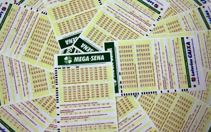mega-sena-acumula-novamente-e-premio-principal-vai-para-r$-42-milhoes
