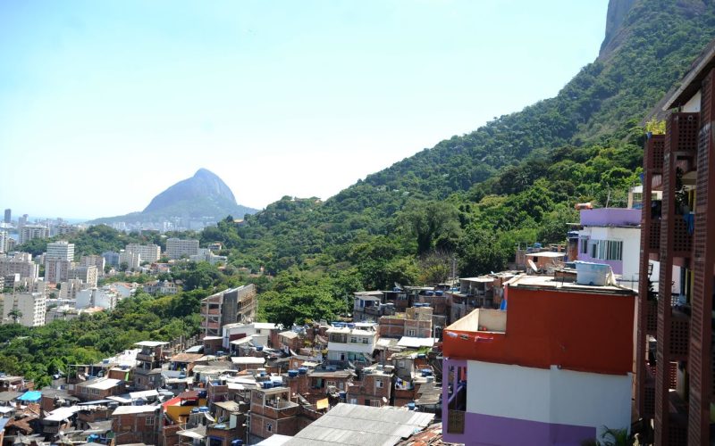 operacao-na-zona-sul-do-rio-tem-6-presos-e-homem-baleado-em-onibus