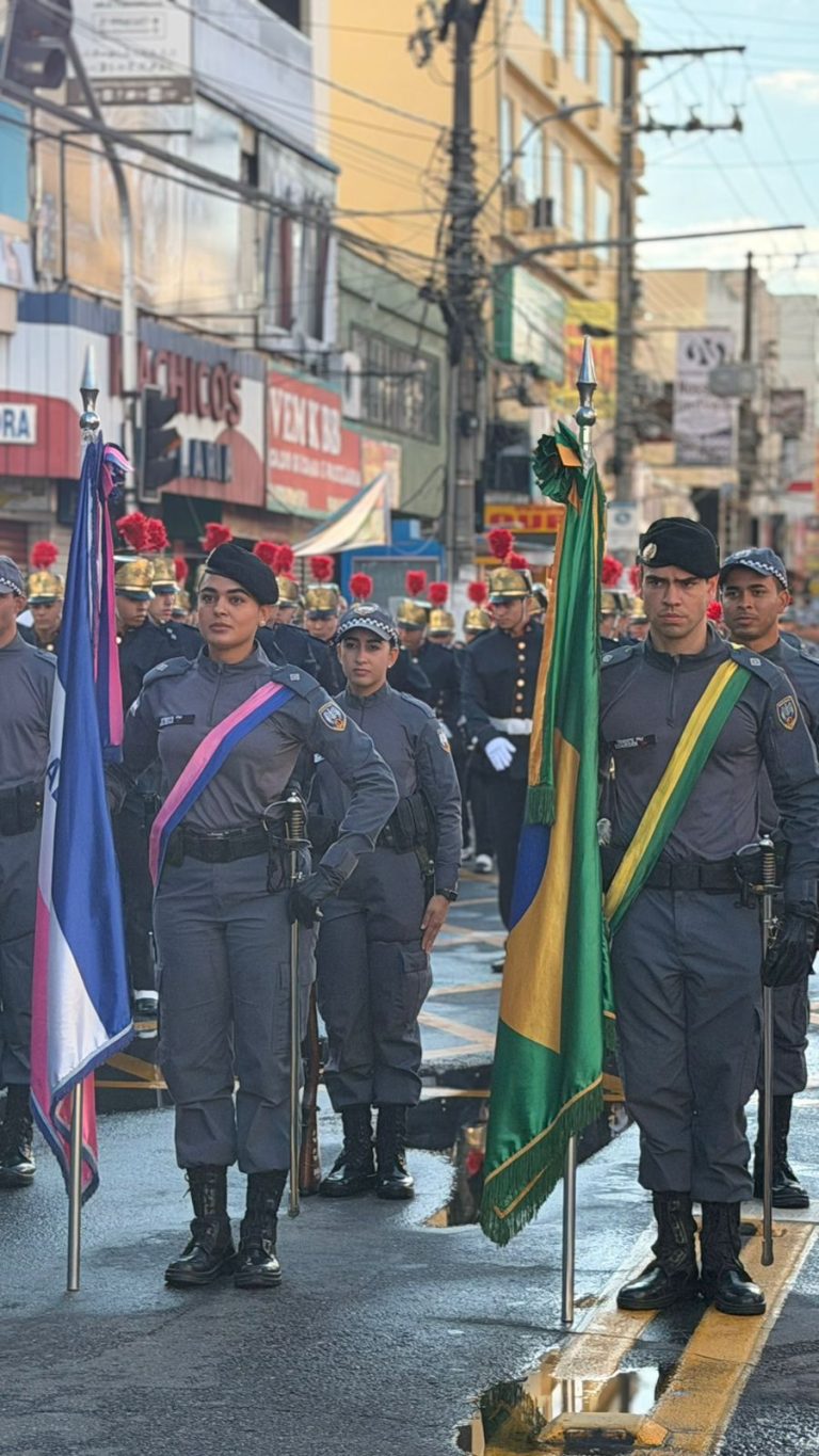 pmes-participa-de-desfile-civico-militar-em-comemoracao-aos-136-anos-de-cariacica