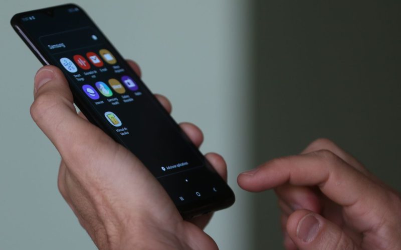 cabos-colocados-em-rios-no-norte-levam-internet-a-6-milhoes-de-pessoas