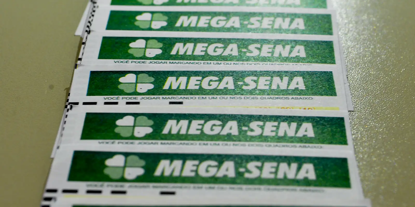 veja-os-numeros-da-mega-sena-sorteados-neste-sabado-(4)