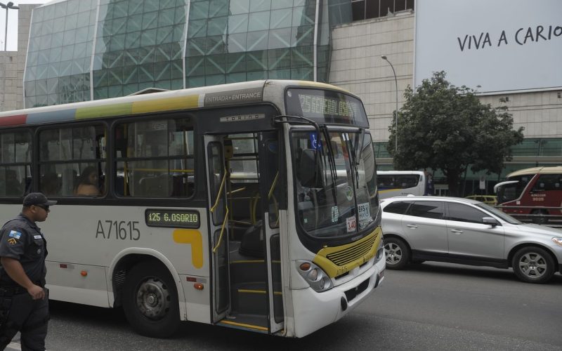 rodoviarios-do-rio-decidem-continuar-em-estado-de-greve-ate-amanha