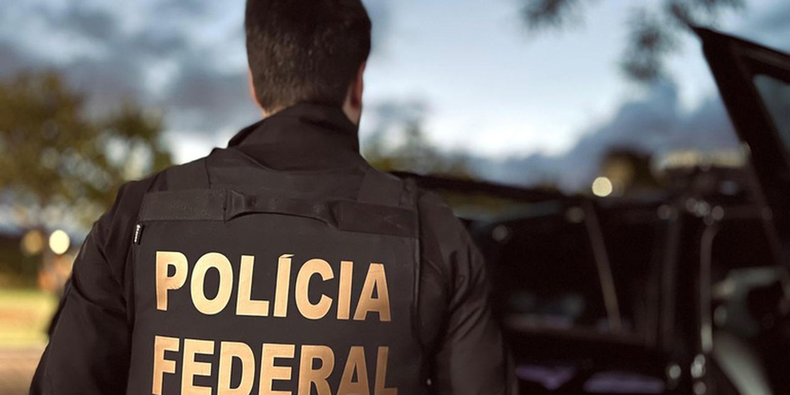 pf-investiga-furto-de-computadores-e-carros-da-receita-federal-no-rio