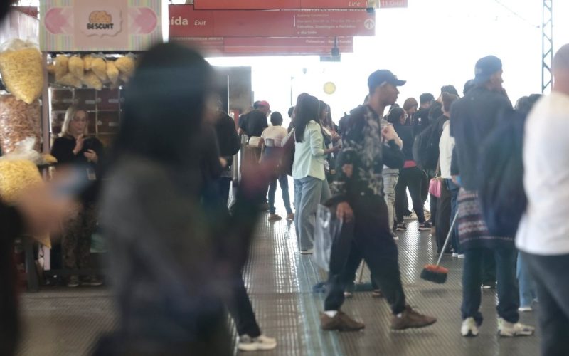 sp:-ferroviarios-mantem-greve-por-falta-de-garantia-de-empregos