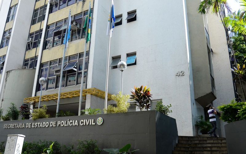 policia-do-rio-faz-operacoes-para-prender-dezenas-de-integrantes-do-cv