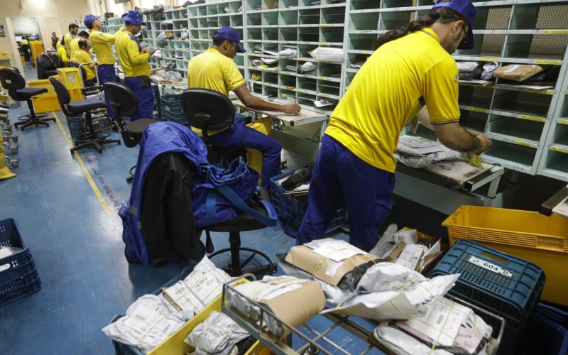 greve-nos-correios:-tst-determina-manutencao-de-80%-do-efetivo