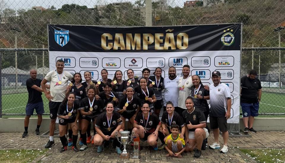 physical-feminino-conquista-titulo-estadual-de-futebol-7-society-com-goleada-na-final
