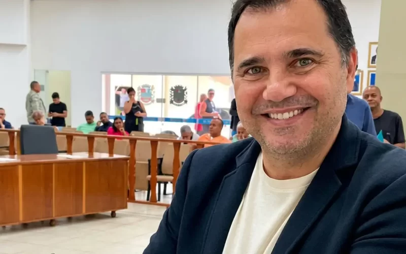 secretario-de-queimados,-no-rio,-morre-baleado-em-abordagem-da-pm