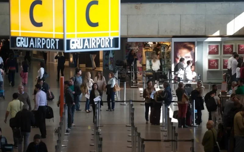 finados:-2-milhoes-de-passageiros-devem-passar-por-aeroportos-do-pais